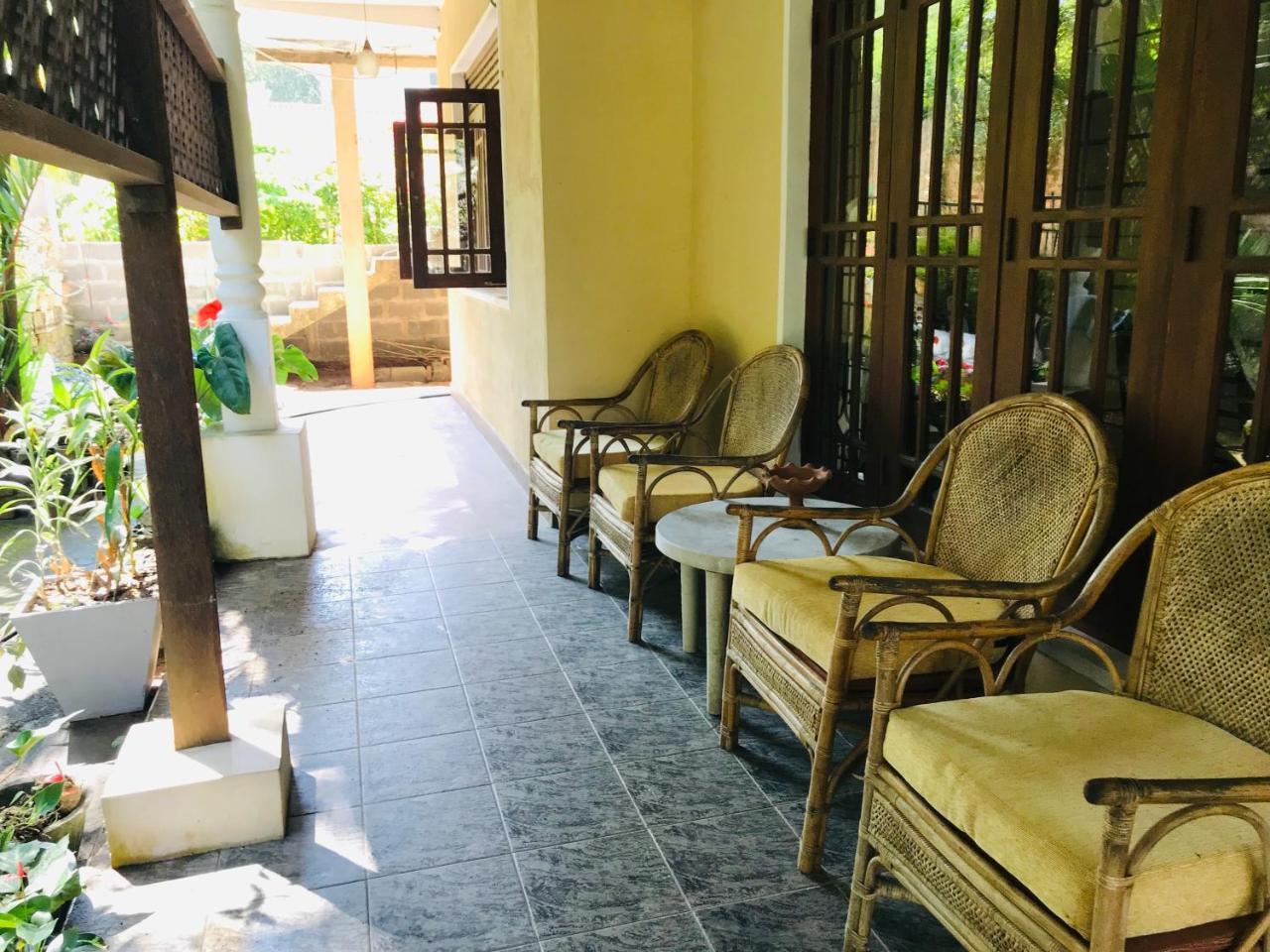 Unique Villa Kandy Esterno foto